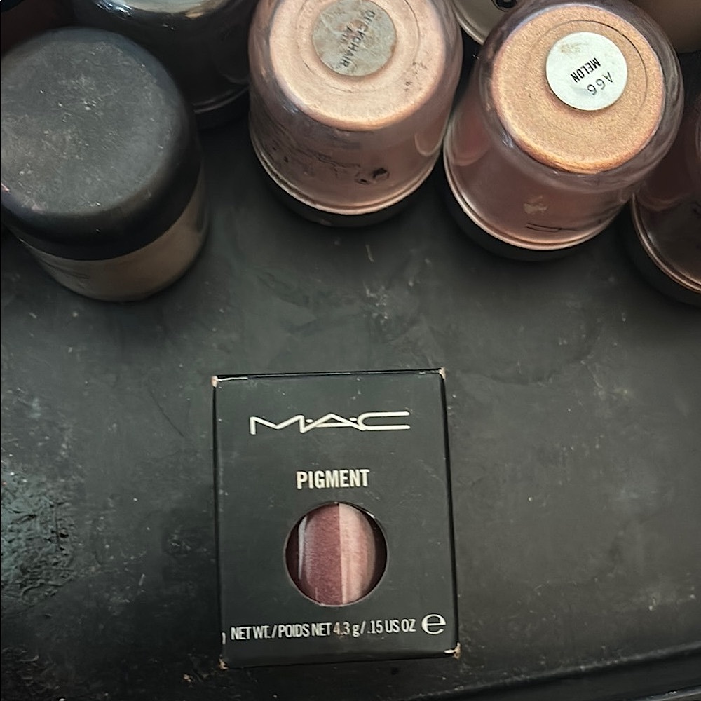 MAC pigment Heritage rouge